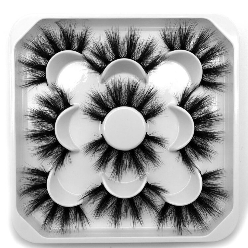 Volumized False Eyelashes